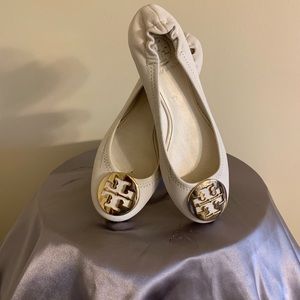 Off white Tory Burch flats